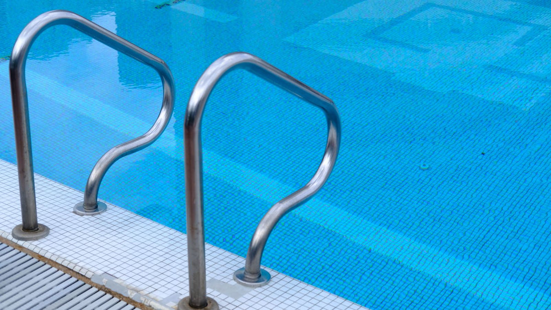 Swimming pool imagery for What Pool Chemicals Do You Need Every Week?