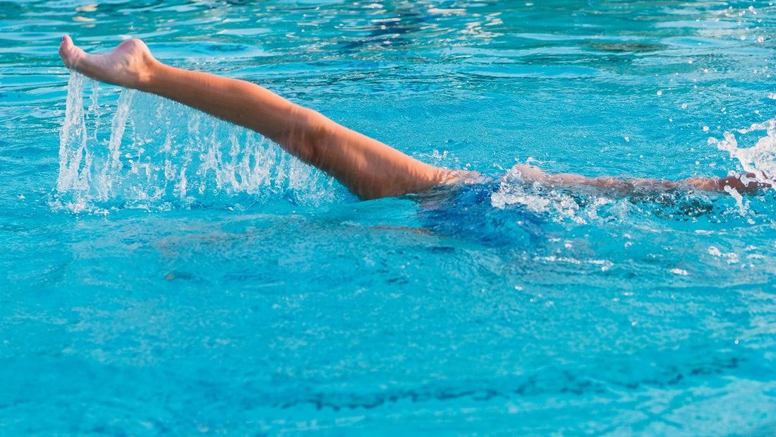 Swimming pool imagery for Why Does Scale Build Up on a Salt Cell?